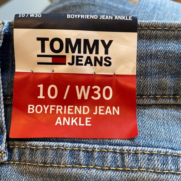 Tommy Hilfiger Boyfriend Jeans - Picture 9 of 9